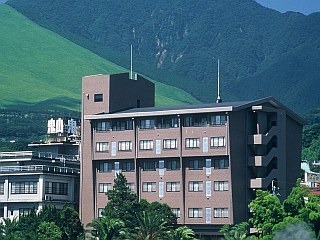 おにやまホテル