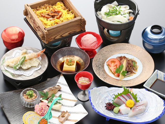 ＜閉館＞丸小ホテル